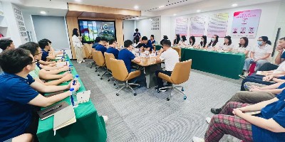 守正出奇，行穩致遠——聚橋文創2025年度年中總結大會圓滿召開